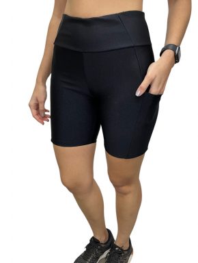 Bermuda Feminina com bolsos laterais Preta